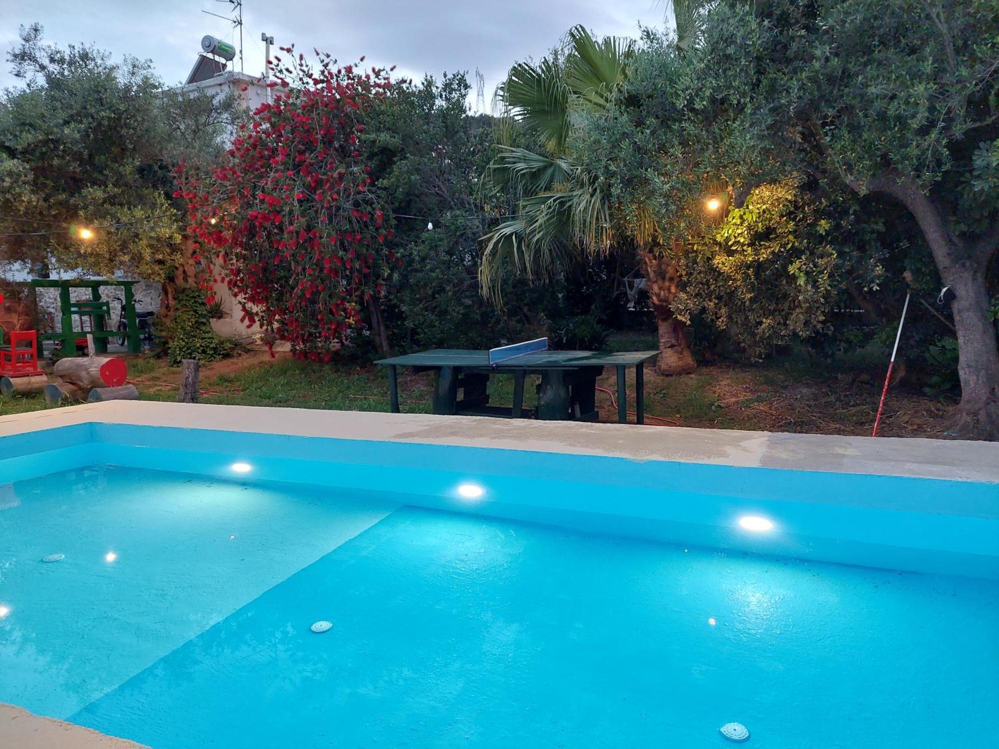 Sofiana'S Garden Retreat With Private Pool Apartamento Dhrapaniás Quarto foto