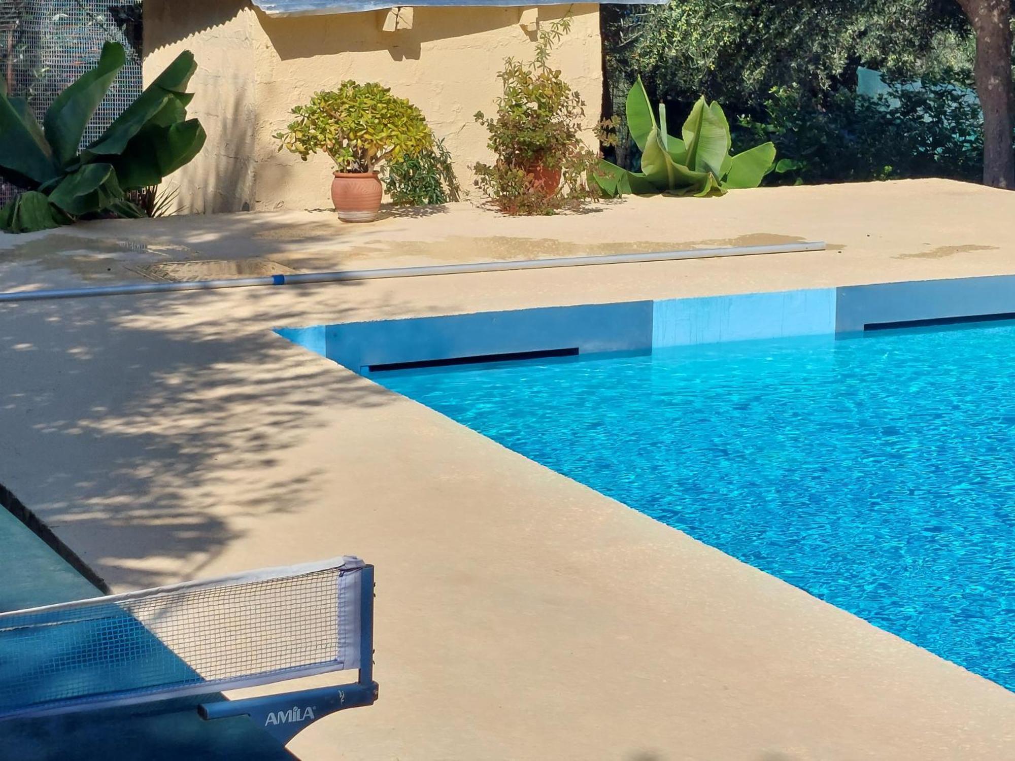 Sofiana'S Garden Retreat With Private Pool Apartamento Dhrapaniás Quarto foto