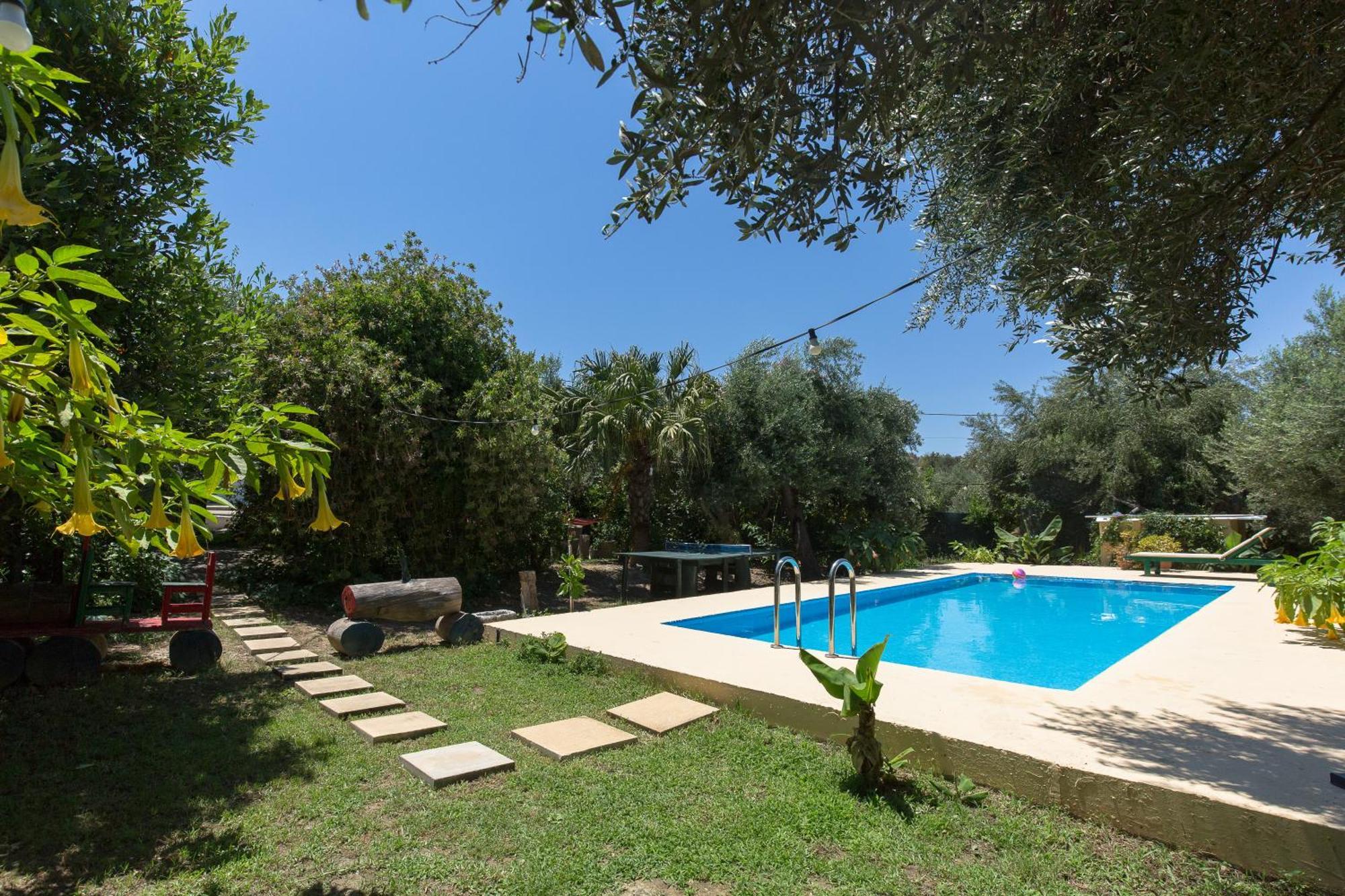 Sofiana'S Garden Retreat With Private Pool Apartamento Dhrapaniás Exterior foto
